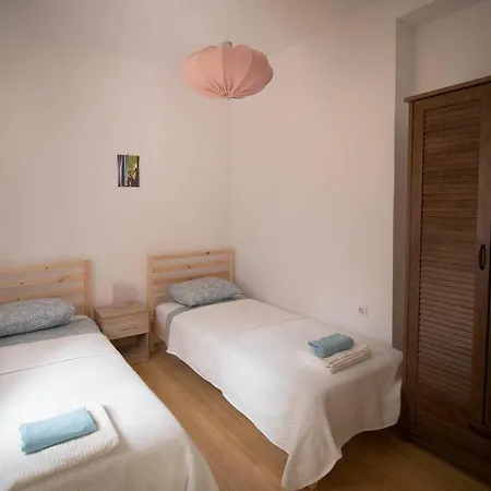 Leta Charming Cozy House With Pool Appartamento *