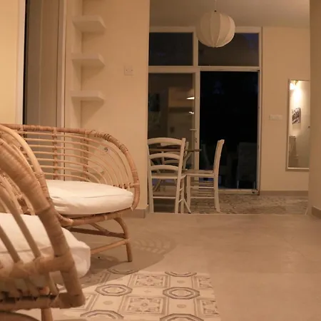 Appartamento Leta Charming Cozy House With Pool Rukavac (Vis)